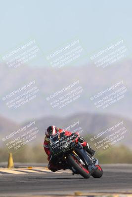 media/Oct-26-2025-Race Pace (Sun) [[c1447ca738]]/Non Verified (1st 20 Minutes of every Hour)/4-Turn 14 (1110am)/